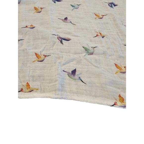 Rare Lulujo Baby Muslin Swaddle Blanket Bamboo Hummingbird Bird Print Boho - Picture 4 of 5